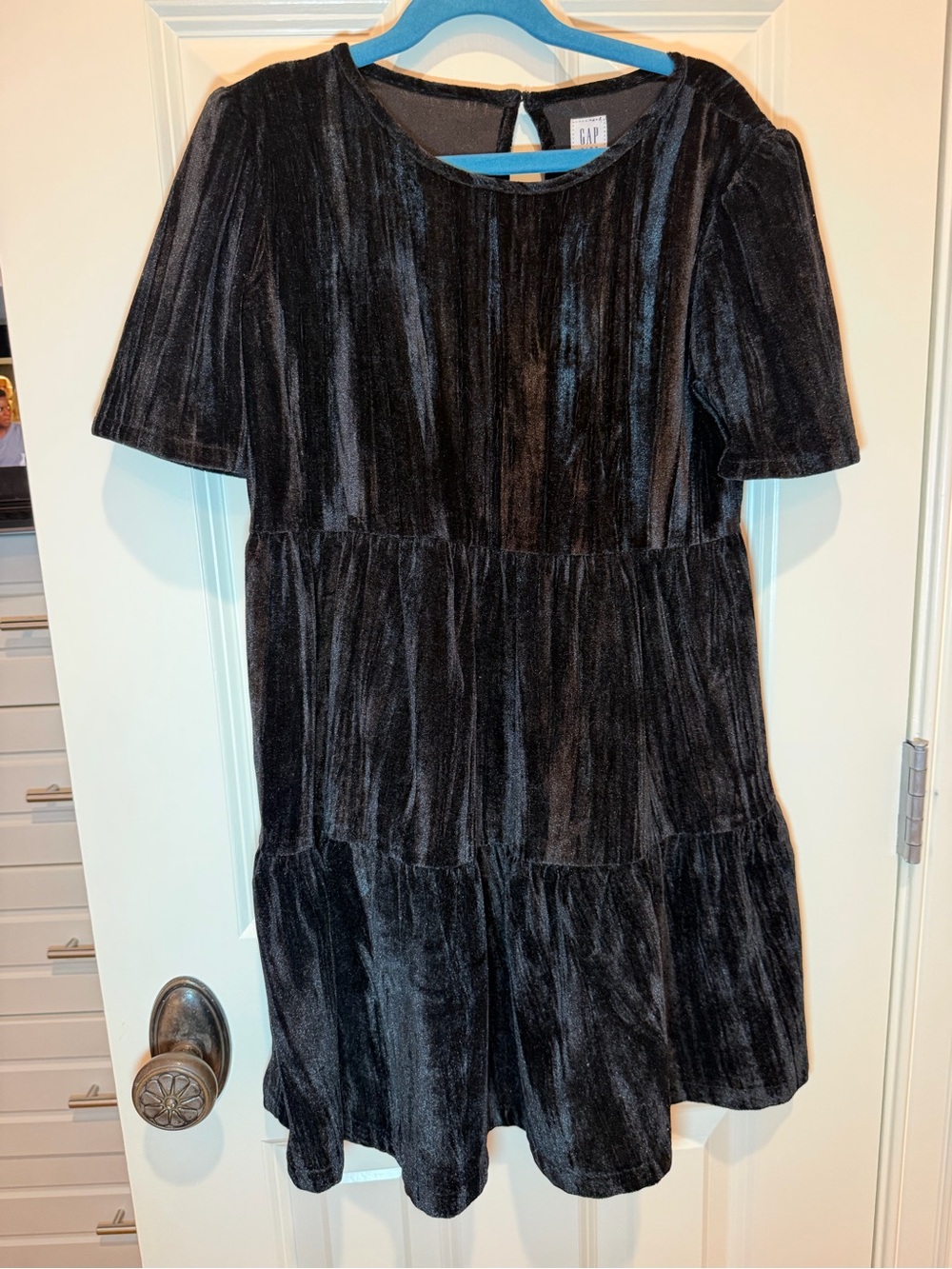 GAP Black Velvet Tiered Short Sleeve Dress